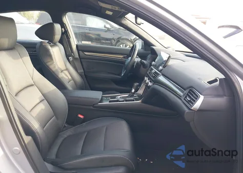 2018 Honda Accord Sport z USA, uszkodzony, nr VIN 1HGCV1F36JA139875